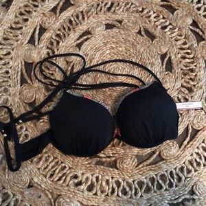 Victoria’s Secret bikini top